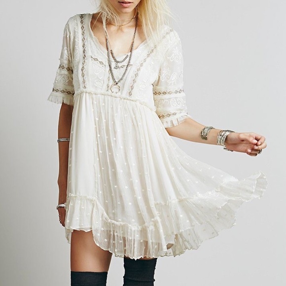 Free People Dresses & Skirts - FREE PEOPLE LITTLE DOT MINI DRESS